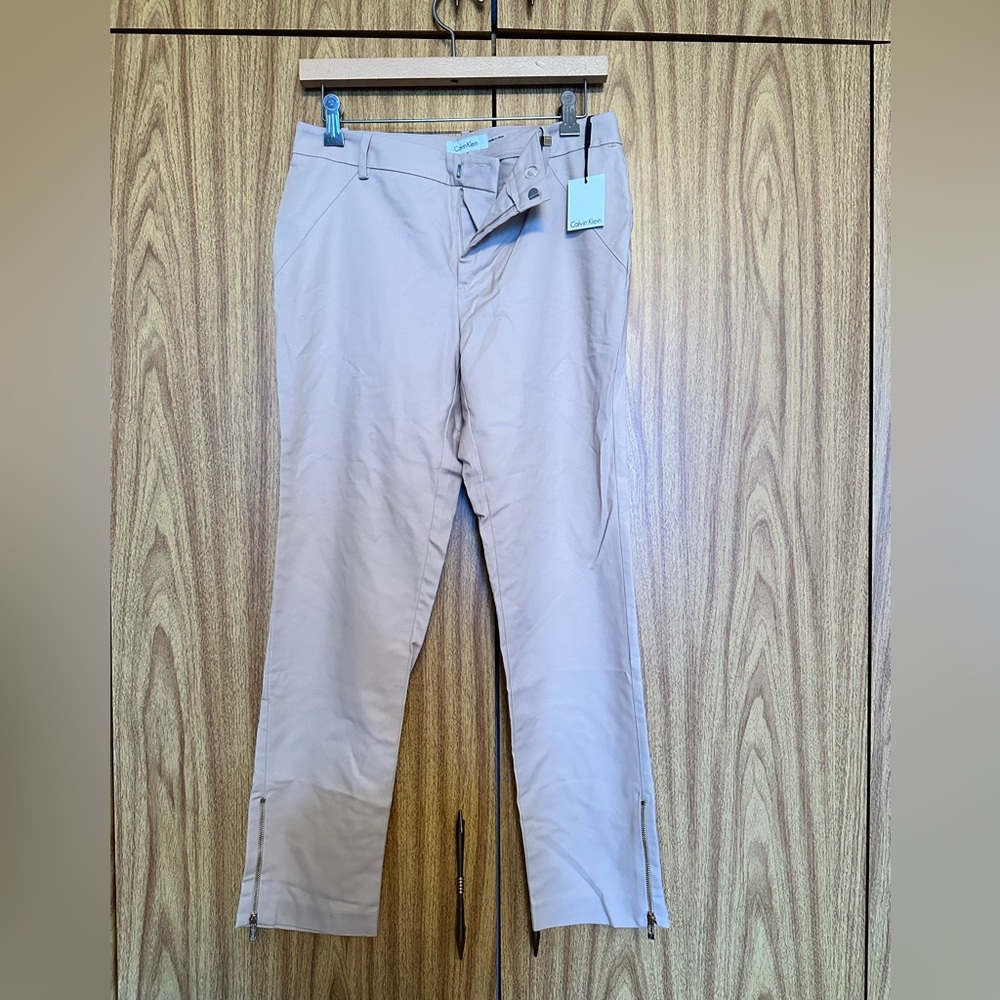 Calcin Klein Women’s Tan Pants